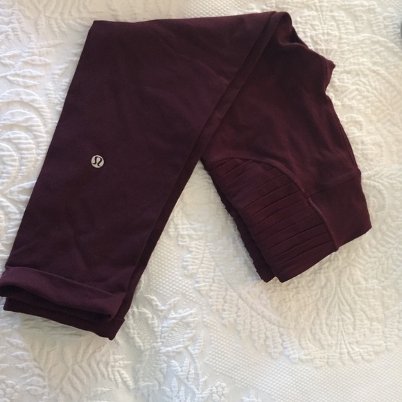 Burgundy lulu crops