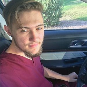 Meet your Posher, Gavin