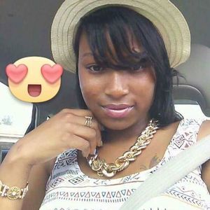 Meet your Posher, Leigh