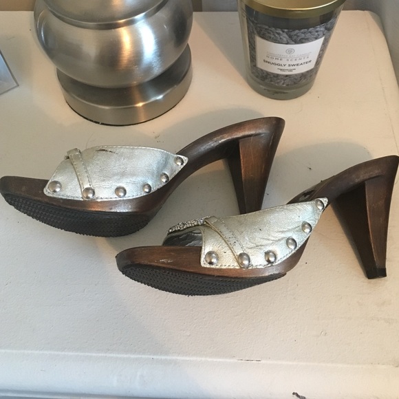 ALDO silver heels - Picture 2 of 4
