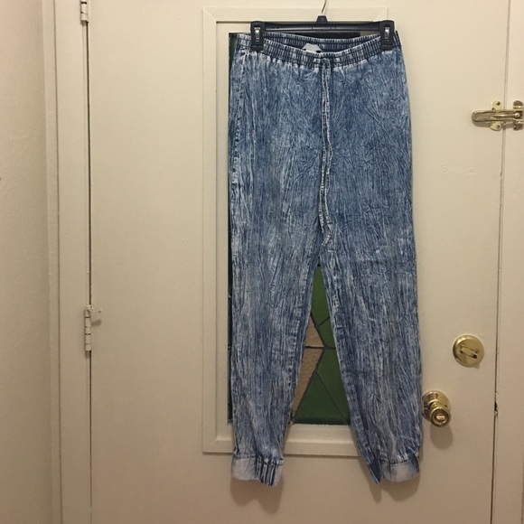 Acid wash comfy joggers.