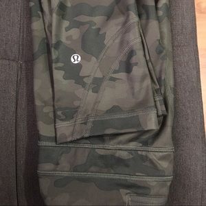Lulu lemon army print leggings
