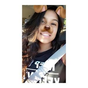 Meet your Posher, Lesly