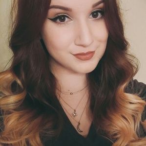 Meet your Posher, Kaitlin