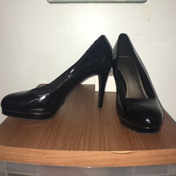 Black Heels Buy Today Discounted Shipping!!!! - Picture 3 of 4