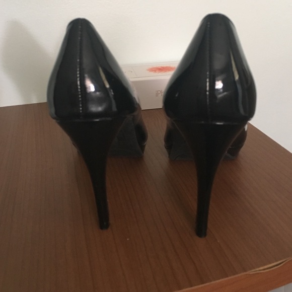 Black Heels Buy Today Discounted Shipping!!!! - Picture 4 of 4