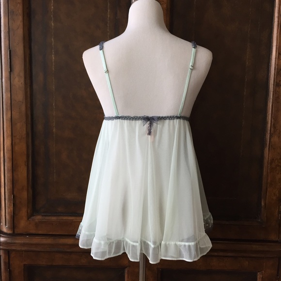 NWOT Victoria's Secret Nightie - Picture 3 of 4