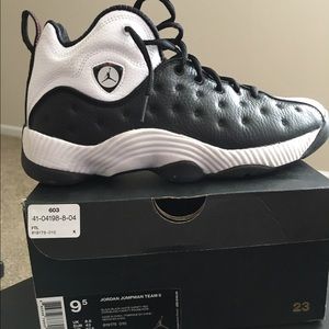 Jordan jumpman team 2