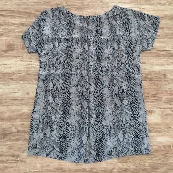 Tunic - Picture 4 of 4