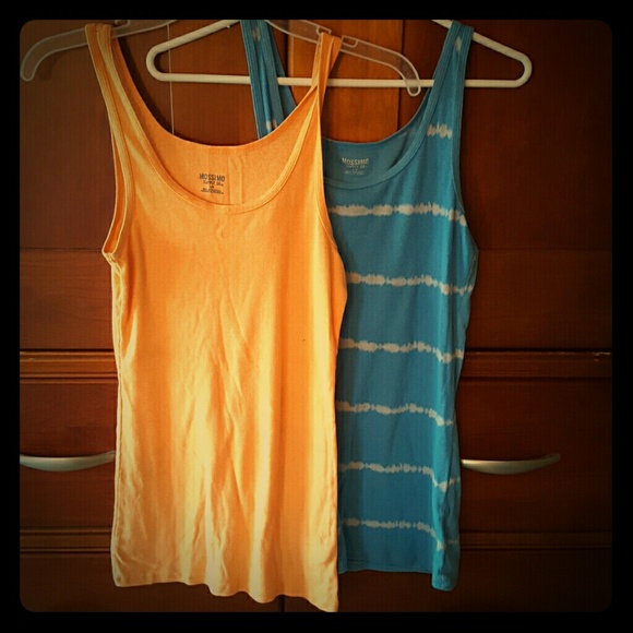 2 Ribbed tanks
