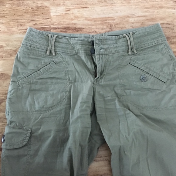Shorts - Picture 2 of 4