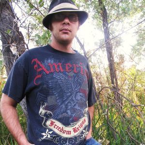 Meet your Posher, Eion