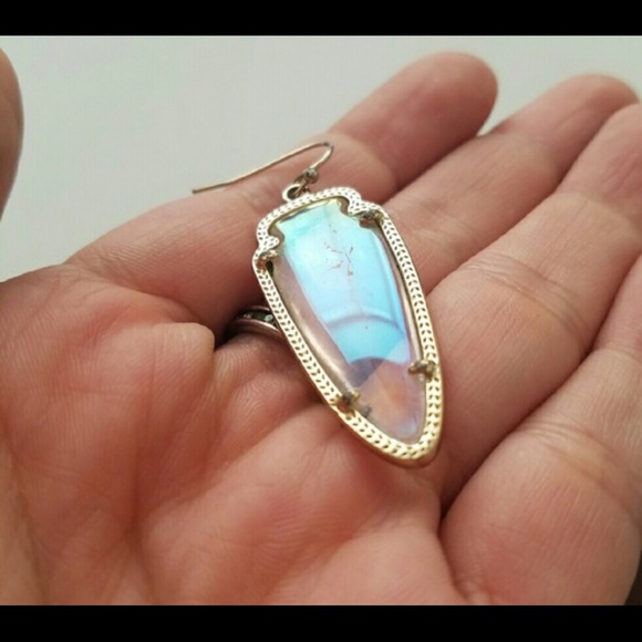 Kendra Scott single earring.  Skylar