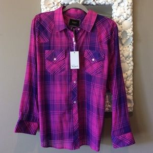 Rails button down in pink and purple