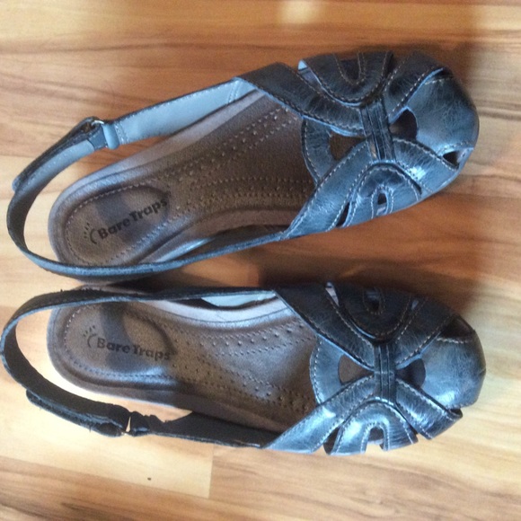 Bare Traps leather shoes