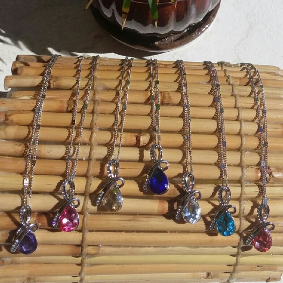 Lot of 7 Silver-Plated Necklaces New - Picture 2 of 4