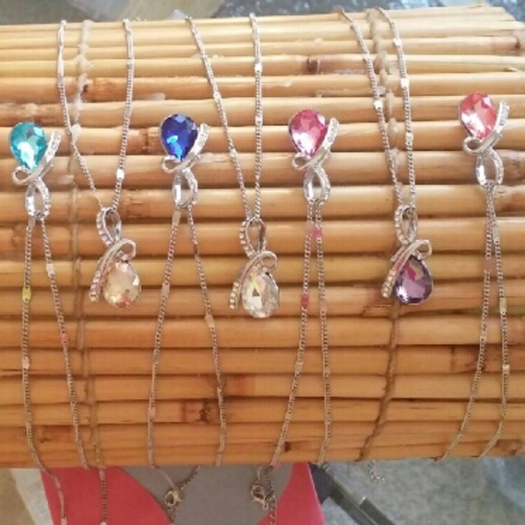 Lot of 7 Silver-Plated Necklaces New - Picture 4 of 4