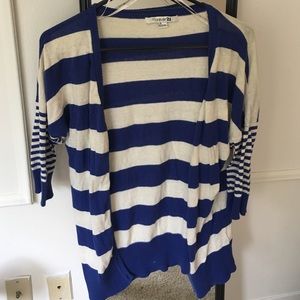 Light weight cardigan