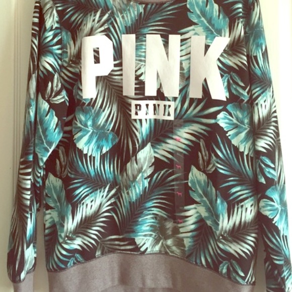 ❤️LIMITED EDITION PINK/VS sweater❤️