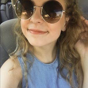 Meet your Posher, Grace