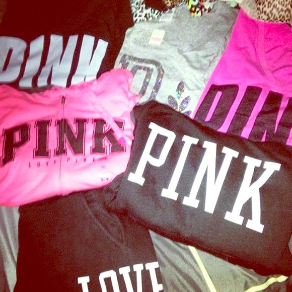 ❤️ PINK/ VS BUNDLE OF SWEATERS