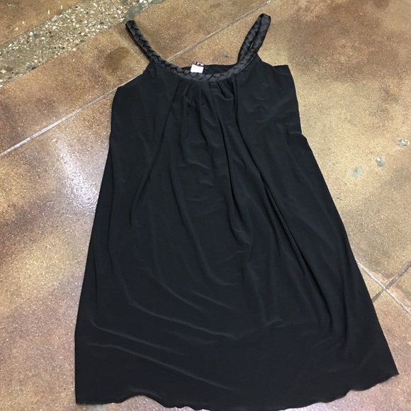 Gorgeous mid length dress