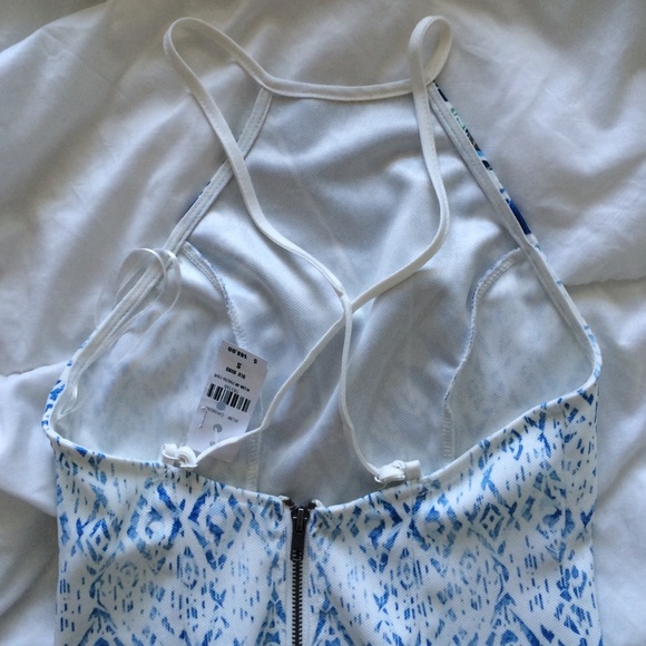 Halter Bodycon Dress - Picture 4 of 4