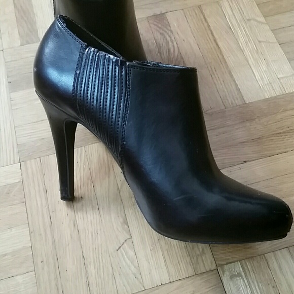 Booties - Picture 3 of 4