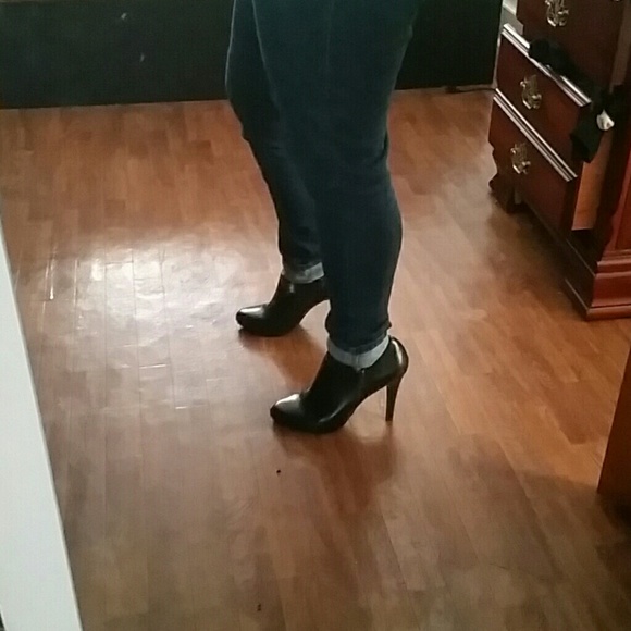 Booties - Picture 4 of 4
