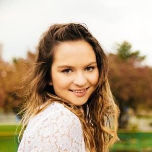 Meet your Posher, Rachel