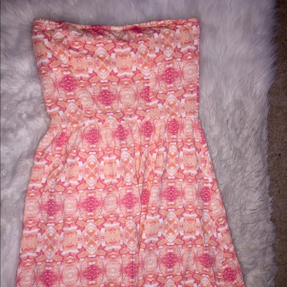 Geometric pattern Victoria secrets strapless dress