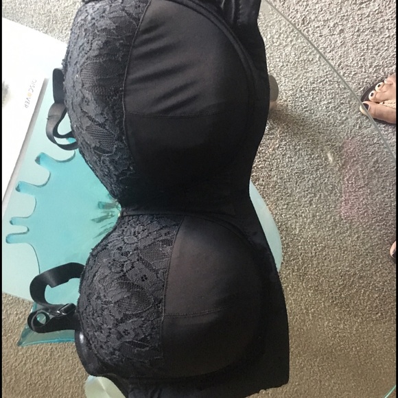 Butterfly bra