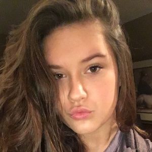 Meet your Posher, Isabella