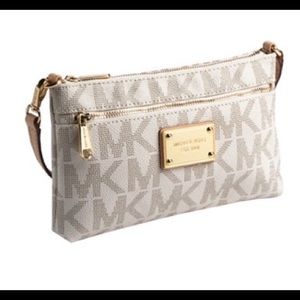 MK clutch NEVER used