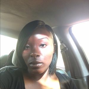 Meet your Posher, Nikeshia