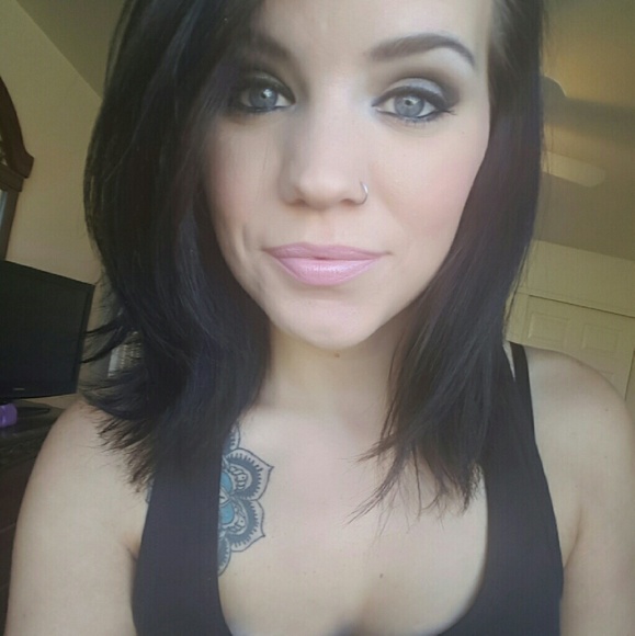 Meet your Posher, Chasity - Picture 1 of 1