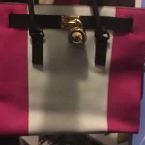 Michael Kors Hobo