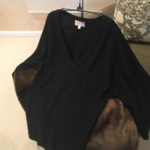 Elizabeth and James black cashmere/wool sweater