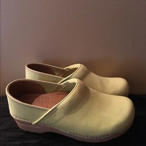 Dansko Clogs! Lime green soft suede material.