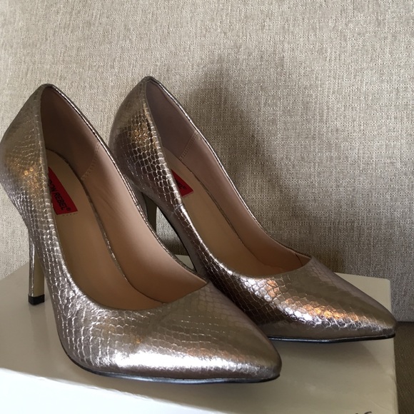 ASOS Shoes - Metallic Pewter snake design heels