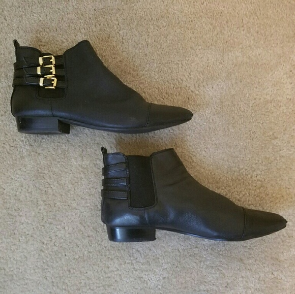 Vince Camuto Booties