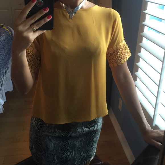 Yellow different office blouse - Picture 2 of 3