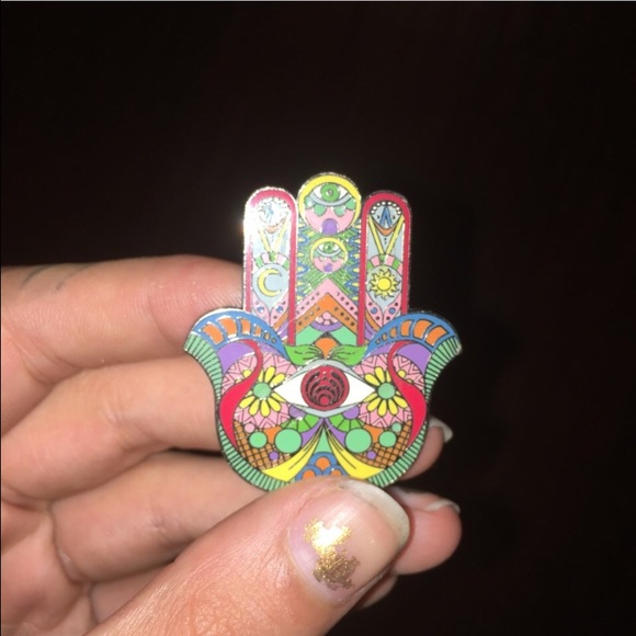 HAMSA (for protection) PIN with BASSNECTAR SYM