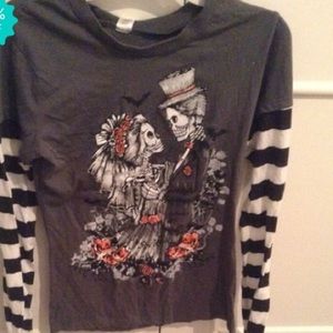 glow in the dark Halloween tee