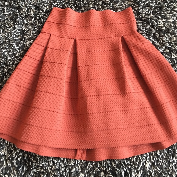 Fall Ruffle Skrit - Picture 2 of 4