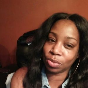 Meet your Posher, Cynthia