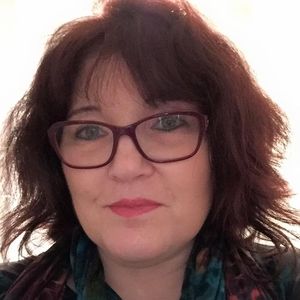 Meet your Posher, Kendra