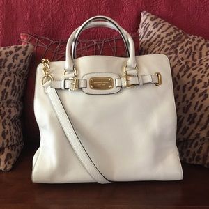 ⛔️SOLD⛔️Michael Kors Hamilton NS Handbag