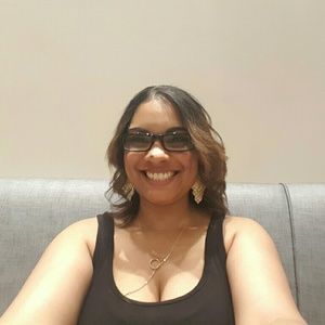 Meet your Posher, Krystal