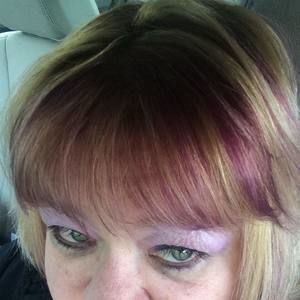 Meet your Posher, Deanna